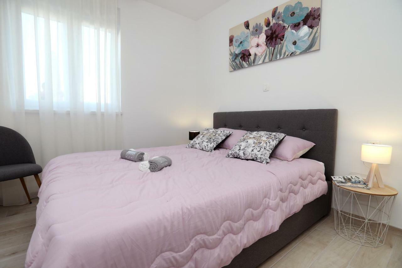 Apartment Little Marijeta トロギール エクステリア 写真